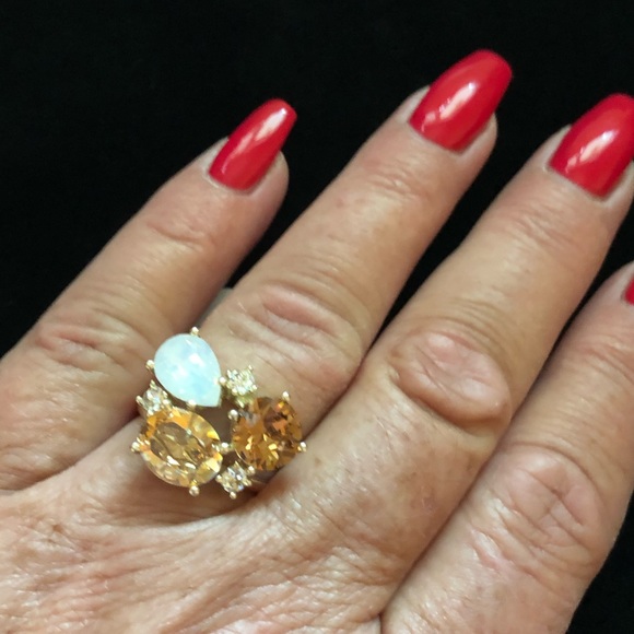 NWT 14 KT gold plated ring + Swarovski crystals. - Picture 1 of 4